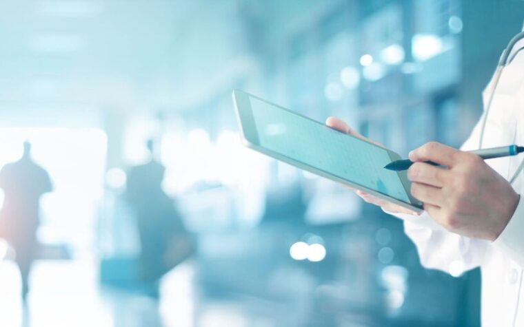 Les problematiques economiques et financieres actuelles du secteur hospitalier cover